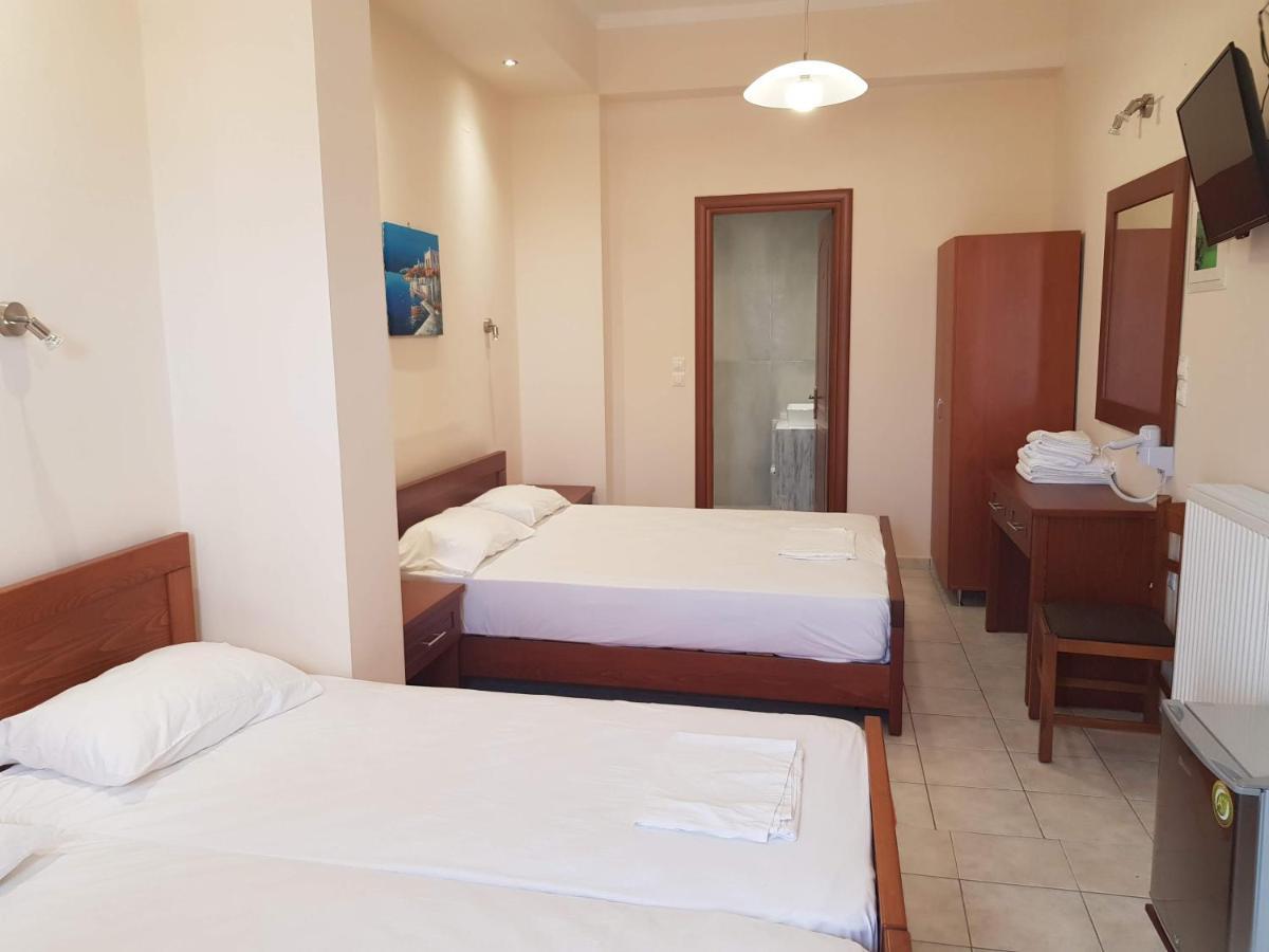 Hotel Ionion Kastro-Kyllini Exterior foto